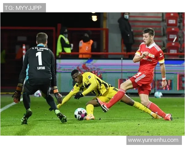 竞彩足球周四赛事精彩回顾 各大联赛激烈对决胜负揭晓